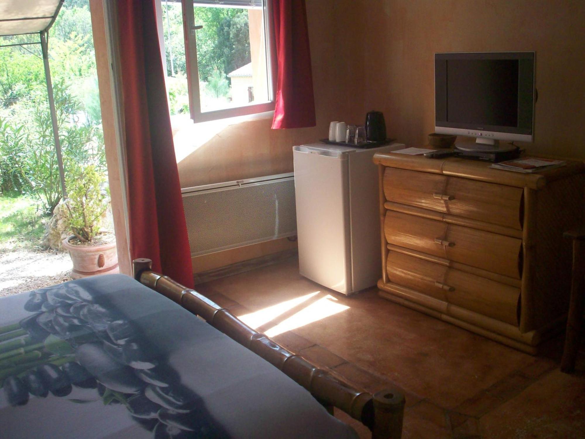Studios Et Gite La Sauvasse Vagnas Oda fotoğraf