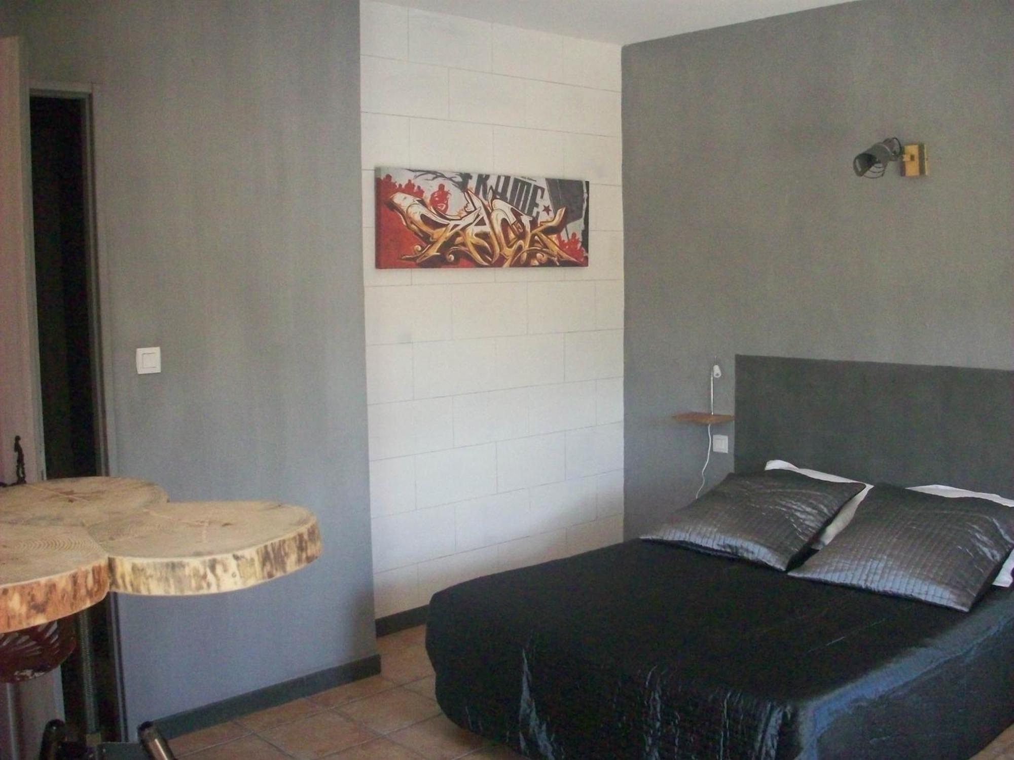 Studios Et Gite La Sauvasse Vagnas Oda fotoğraf